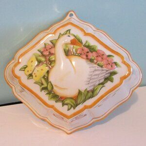 Vintage Ceramic Decorative Mold Franklin Mint Le Cordon Bleu Duck Flowers
